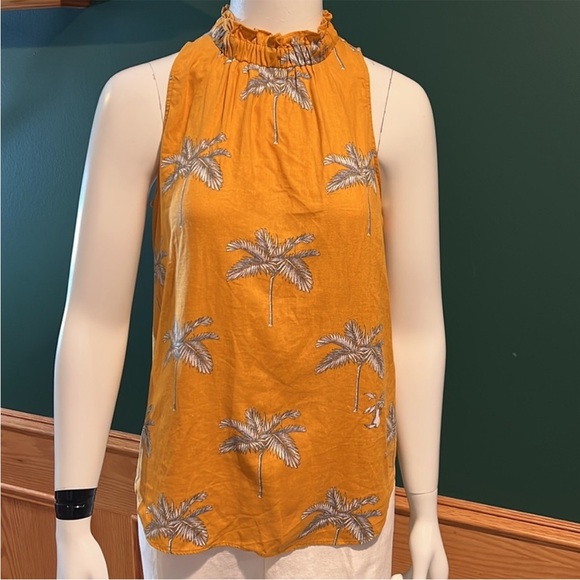 Ann Taylor Ruffle Neck Palm Tree Print Sleeveless Top. - Picture 2 of 9